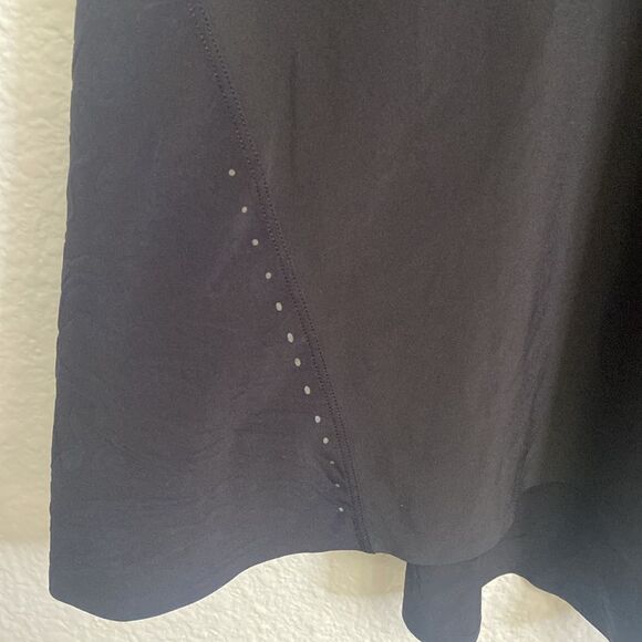 Rare style* Lululemon Lightweight Stretch Running Tank Top
Size 12 - Picture 2 of 5